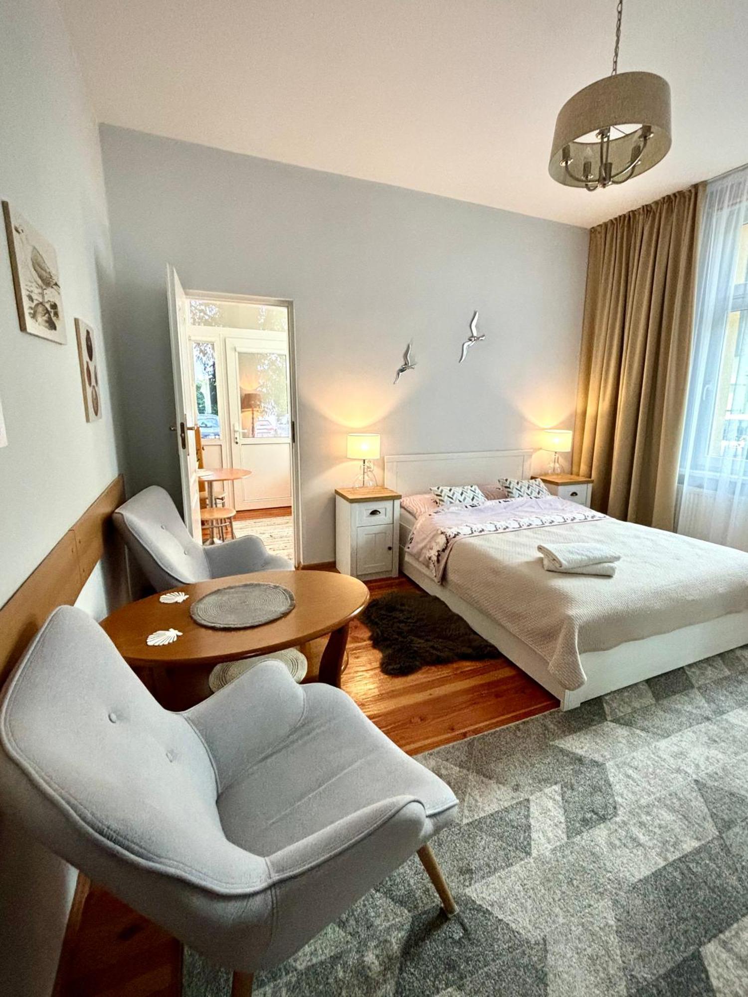 Pod Cisami Apartments Miedzyzdroje Phòng bức ảnh
