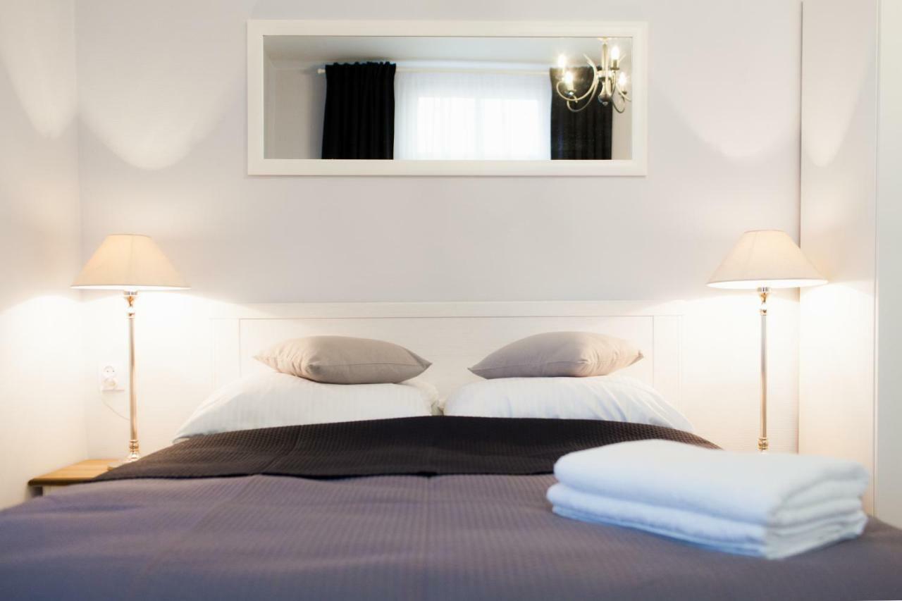 Pod Cisami Apartments Miedzyzdroje Ngoại thất bức ảnh