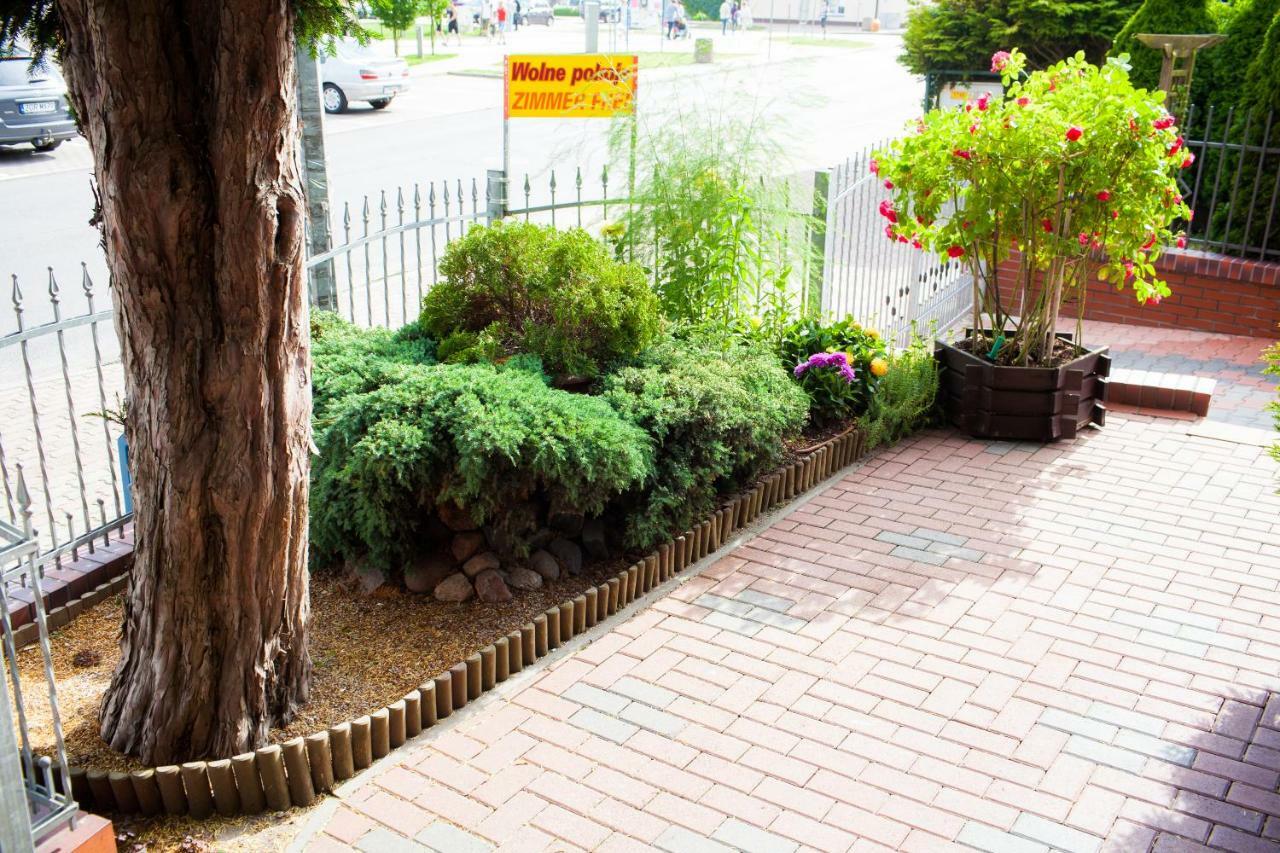 Pod Cisami Apartments Miedzyzdroje Ngoại thất bức ảnh